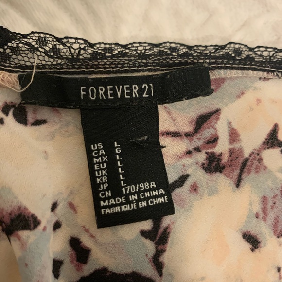 FOREVER 21 | PRINTED CAMI | LARGE - Picture 2 of 2